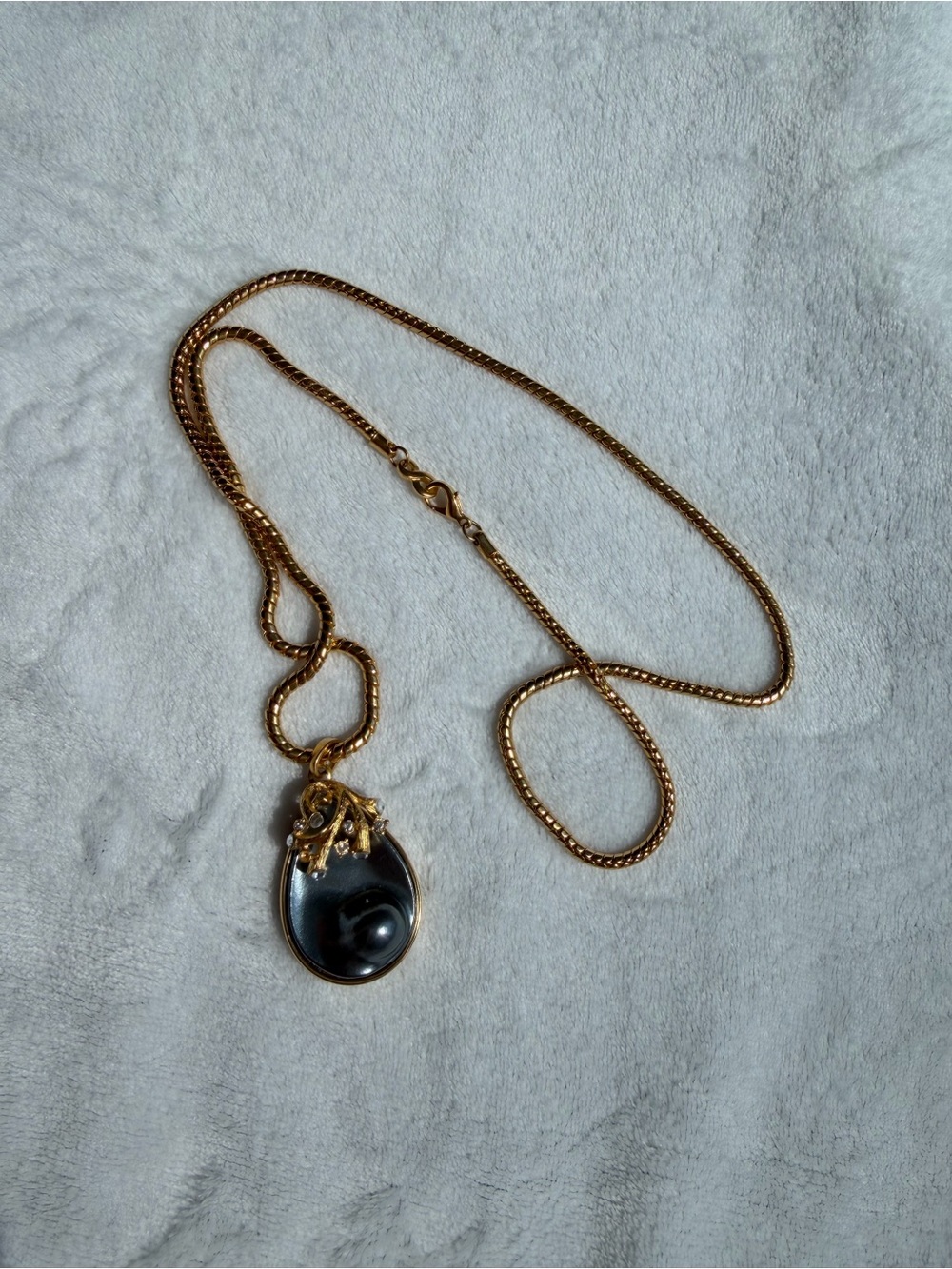 Vintage Signed Ivana Trump Grey Marbled Enamel Rhinestone Pendant Necklace